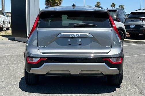 2023 Kia Niro EX Touring