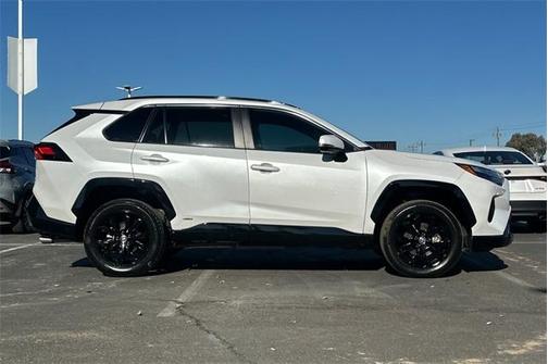 2023 Toyota RAV4 Hybrid SE