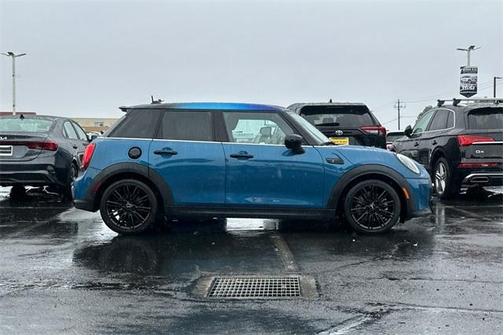 2022 MINI Hardtop Cooper S