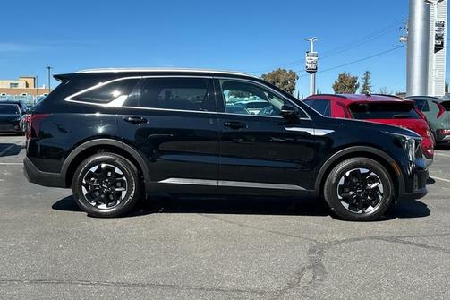 Ebony Black 2024 Kia Sorento S