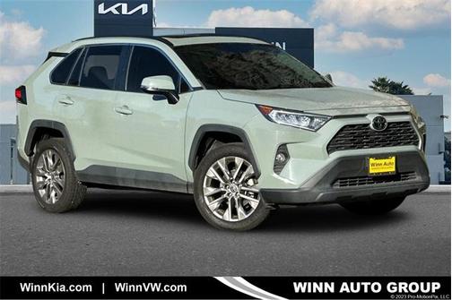 2021 Toyota RAV4 XLE Premium