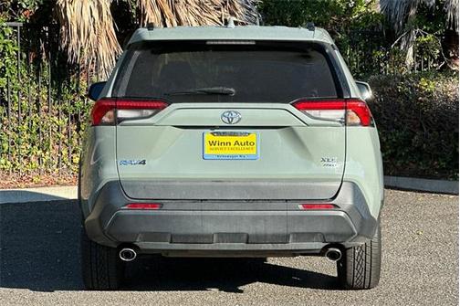 2021 Toyota RAV4 XLE Premium