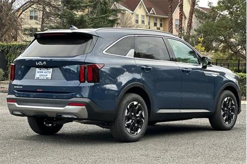 2025 Kia Sorento S