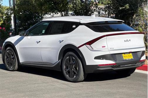 2025 Kia EV6 Light Long Range