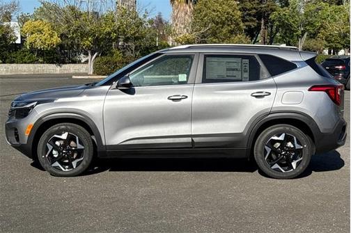 2025 Kia Seltos EX