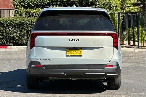 2026 Kia Carnival Hybrid SX