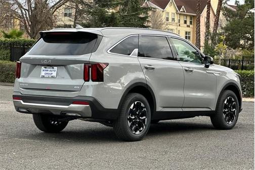 2025 Kia Sorento S