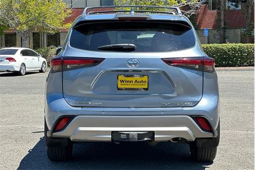 2024 Toyota Highlander Platinum