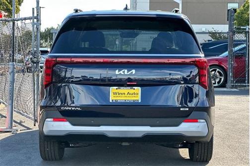 2026 Kia Carnival Hybrid EX