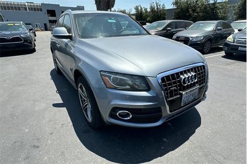 2011 Audi Q5 3.2 Premium Plus quattro