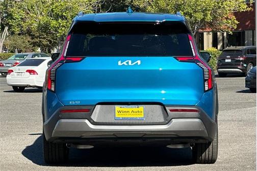 2026 Kia EV9 Wind