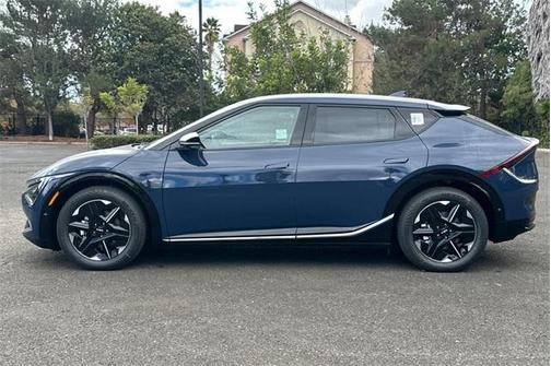 2025 Kia EV6 Wind