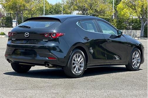 2022 Mazda Mazda3 2.5S FWD