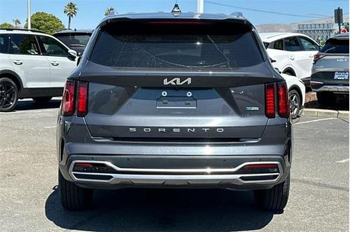 2022 Kia Sorento Hybrid S