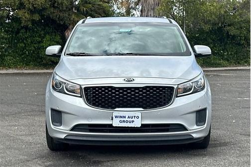 2017 Kia Sedona LX
