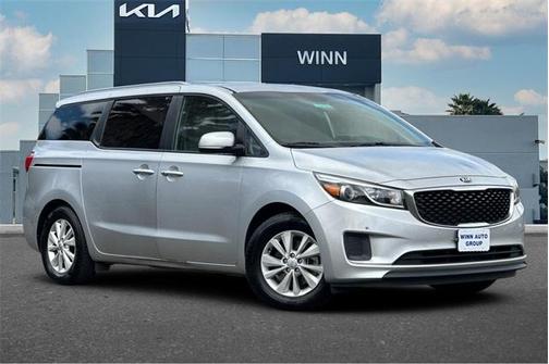 2017 Kia Sedona LX