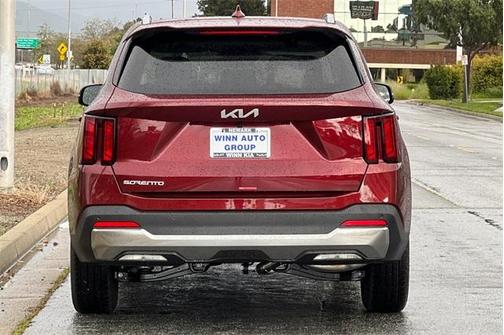 2025 Kia Sorento S