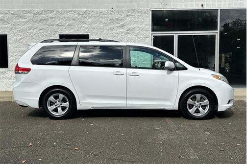 2012 Toyota Sienna Base