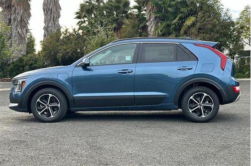 2025 Kia Niro Plug-In Hybrid EX