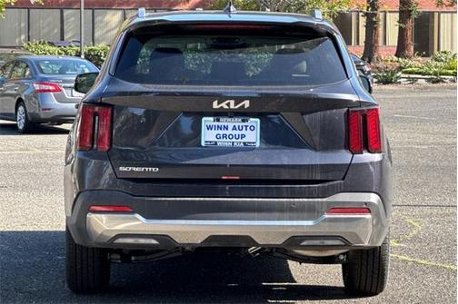 2025 Kia Sorento S