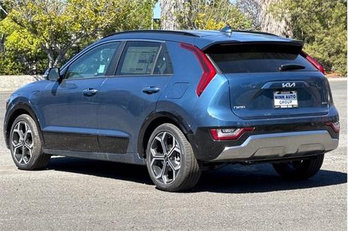 2025 Kia Niro Plug-In Hybrid SX Touring