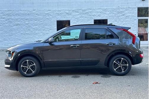 2025 Kia Niro SX
