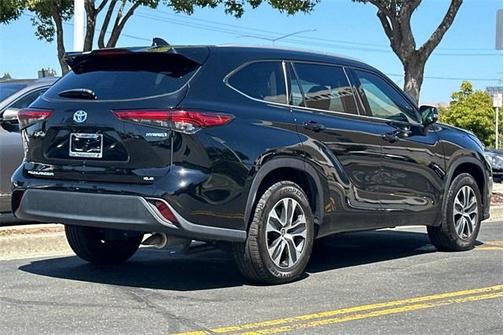 2022 Toyota Highlander Hybrid
