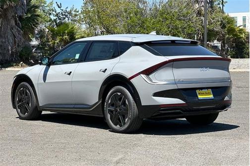 2025 Kia EV6 Wind