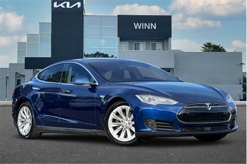 2016 Tesla Model S 90D