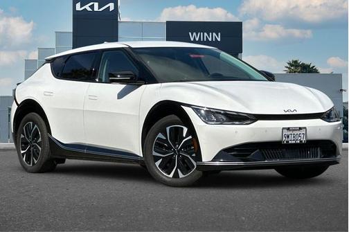Snow White Pearl 2024 Kia EV6 Wind