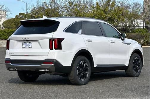 2025 Kia Sorento S