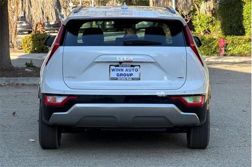 2025 Kia Niro SX