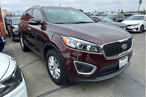 2017 Kia Sorento LX