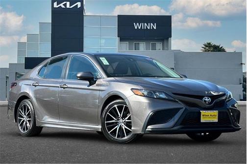 2021 Toyota Camry SE