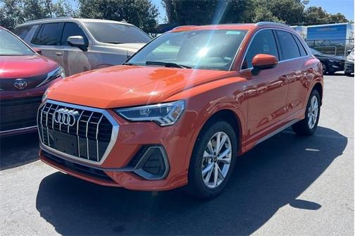 2024 Audi Q3 45 S line Premium