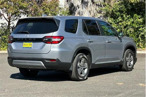 2023 Honda Pilot EX-L 7-Passenger