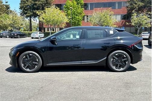 2025 Kia EV6 Wind