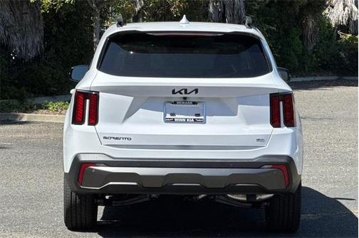 2025 Kia Sorento X-Line EX
