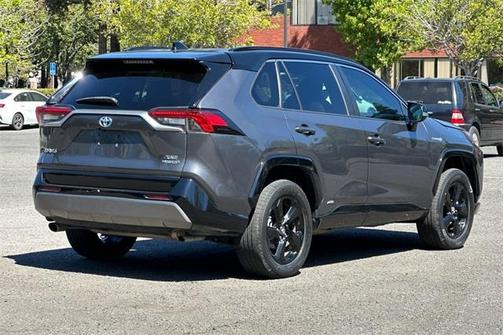 2019 Toyota RAV4 Hybrid XSE
