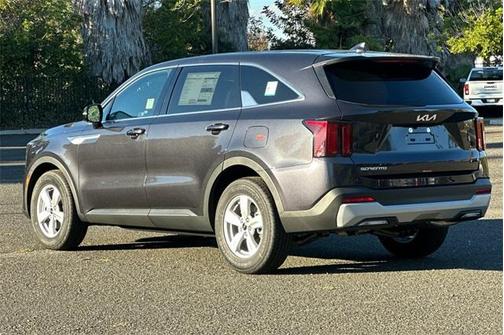 2026 Kia Sorento LX