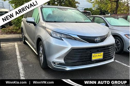 2021 Toyota Sienna XLE