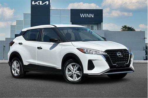 2023 Nissan Kicks S