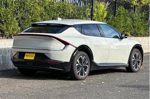 2024 Kia EV6 Wind