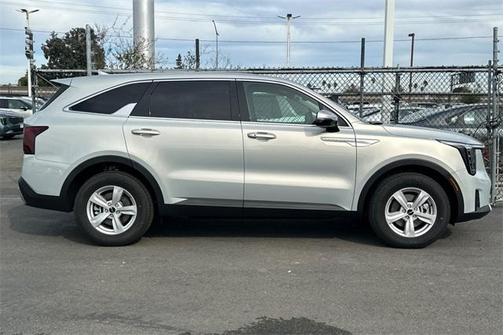 2026 Kia Sorento LX