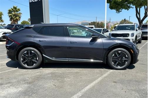 2025 Kia EV6 Wind