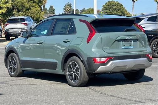 2025 Kia Niro Plug-In Hybrid EX