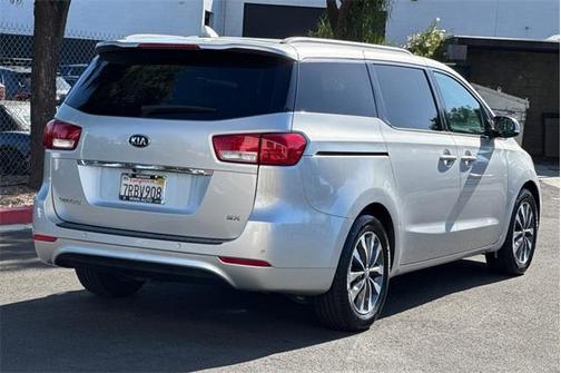 2016 Kia Sedona SX