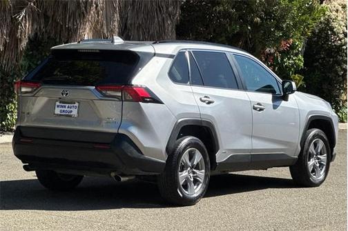 2022 Toyota RAV4 Hybrid XLE