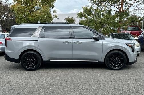 Ceramic White 2026 Kia Carnival Hybrid SX Prestige