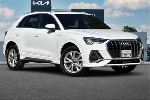 2024 Audi Q3 45 S line Premium
